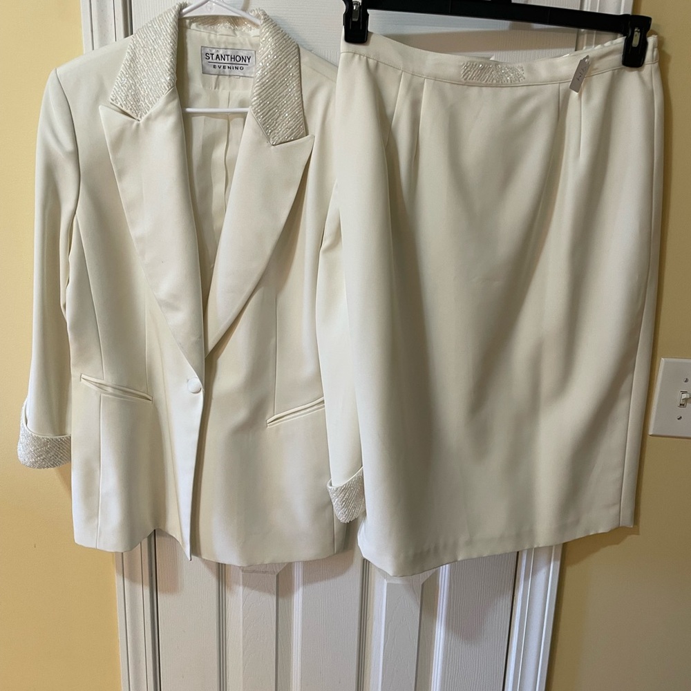 St. Anthony Evening 2-Piece Beaded Suit Set Size 16 Ivory Skirt Blazer ✨